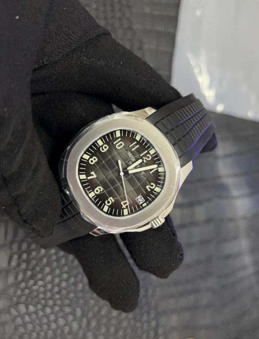 Patek Philippe Nautilus Clean Factory