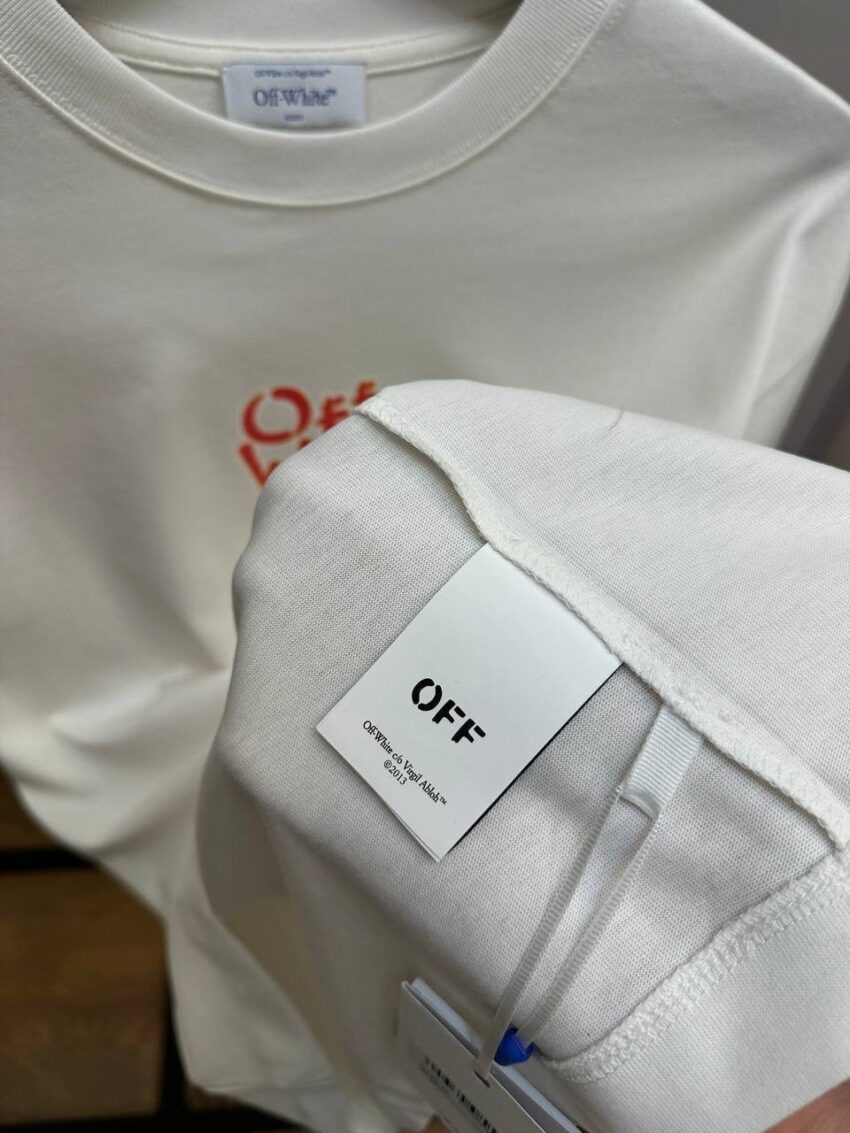 OFF-WHITE T-SHIRT zwart en wit - Afbeelding 5