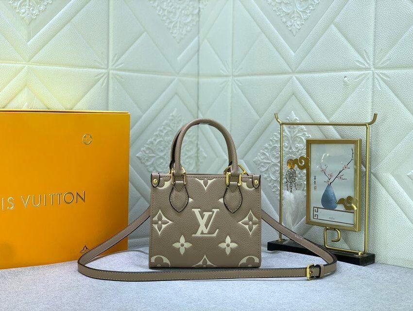 LV bag crème