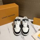 LV TRAINERS BLACK WHITE
