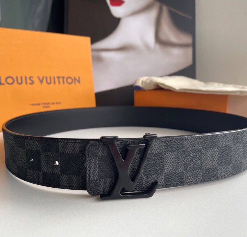 LV RIEM BLACK