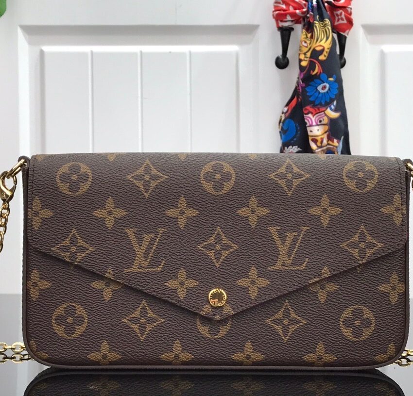 LV pochette brown flower
