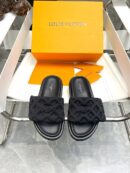 Lv Pool Pillow Black