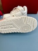 LV trainer maxi crème