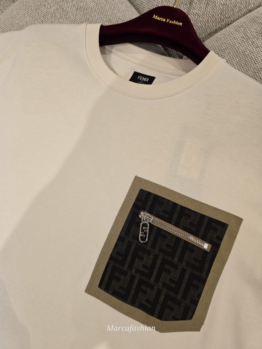 Fendi T-SHIRT CRÈME