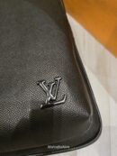 LV Avenue Slingbag men