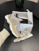 Chanel sneakers crème
