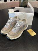 Chanel sneakers crème