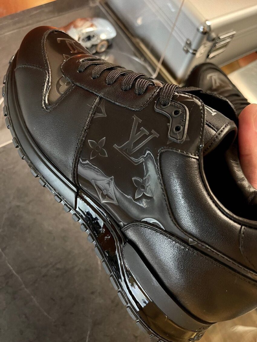 Louis Vuitton Run away sneakers - zwart - Afbeelding 3