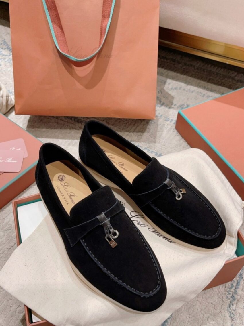 Loro Piana summer walk Black