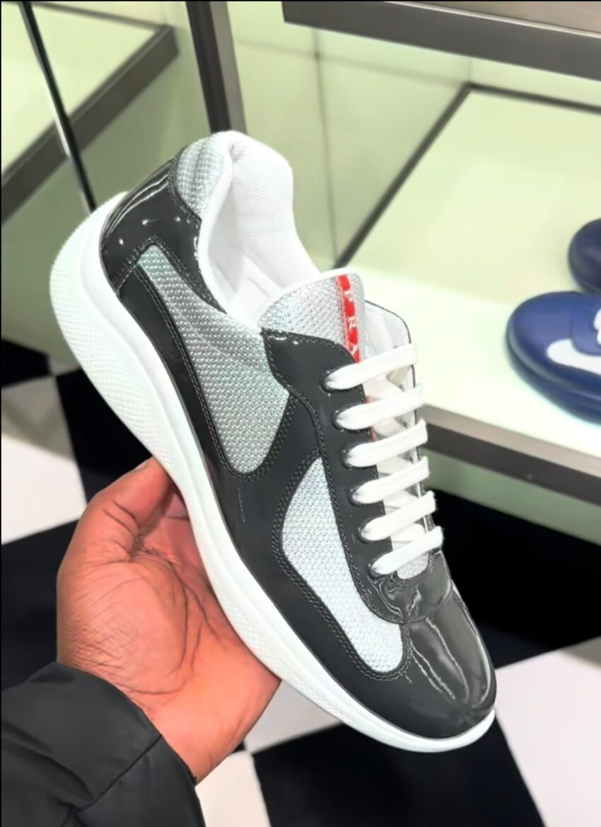 Prada Americas cup Antraciet (grey)