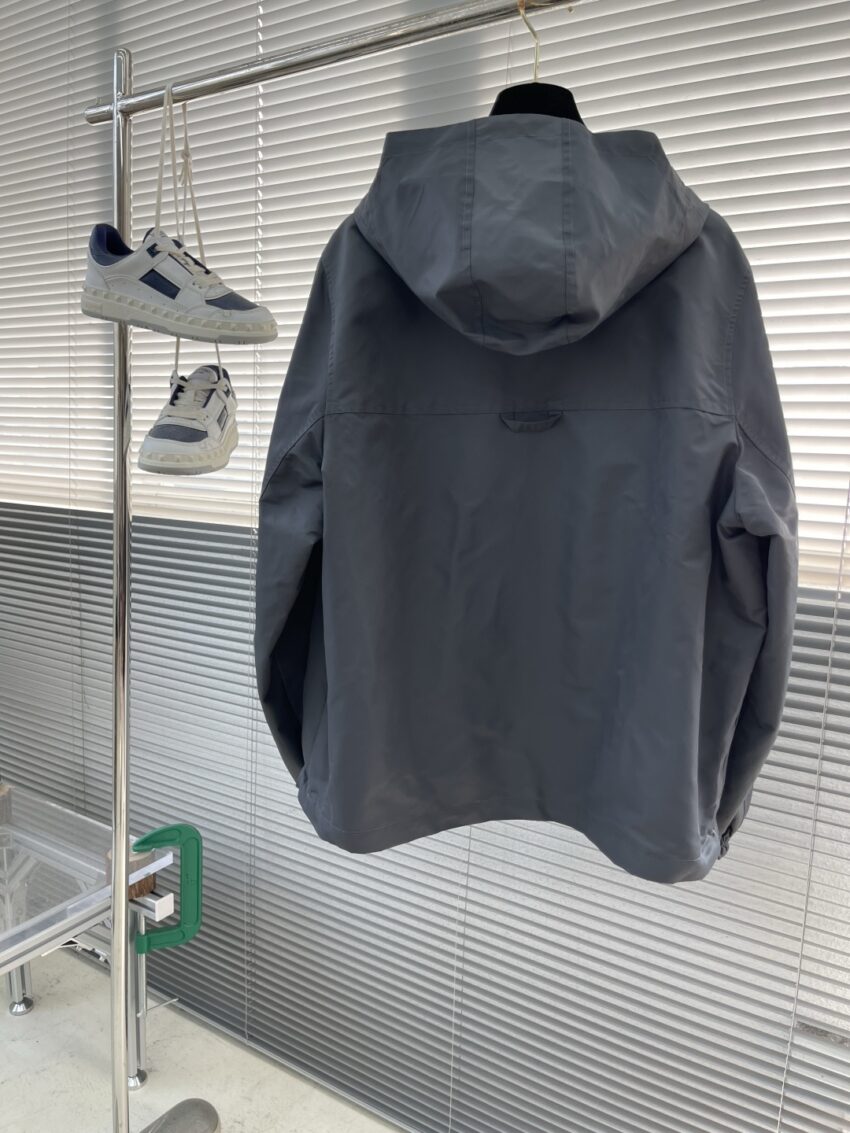 LV windbreaker grey 2025 - Afbeelding 4
