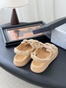 Chanel sandalen glanzend lamsleer - Beige