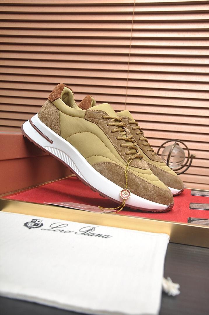 Loro Piana Weekend walk