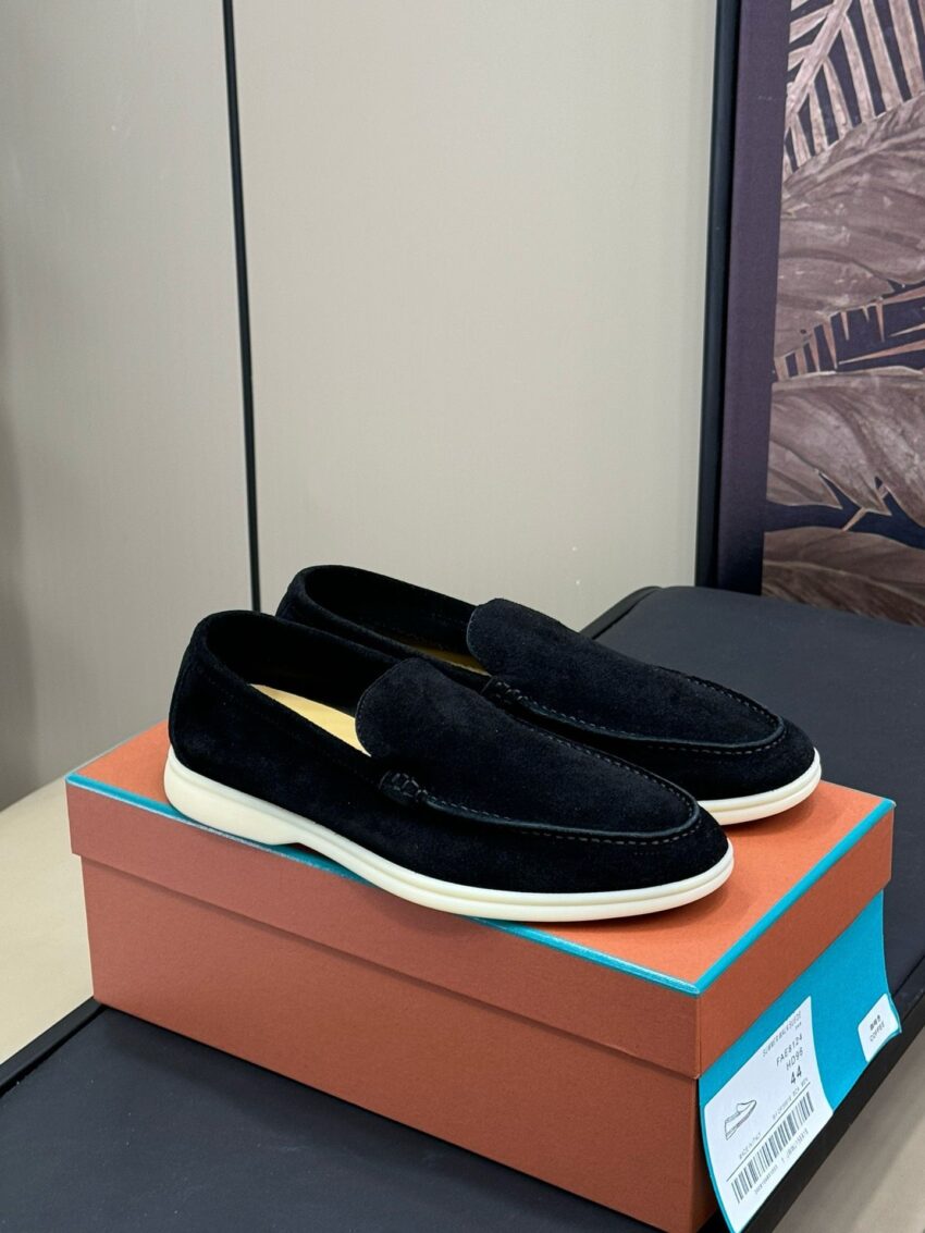 Loro Piana Summer walk Black