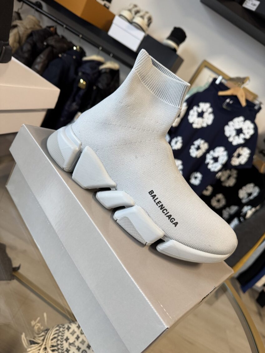 Balenciaga speed runners light grey