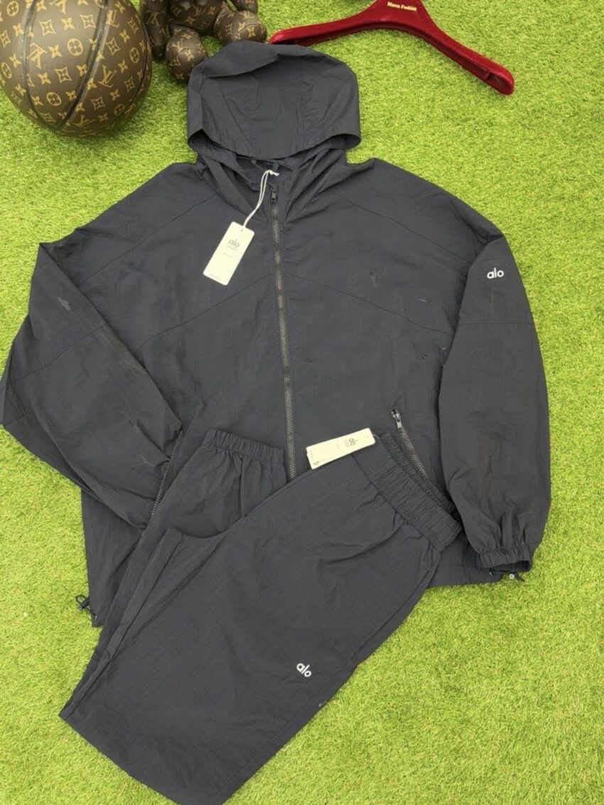 Alo Tracksuit - Black