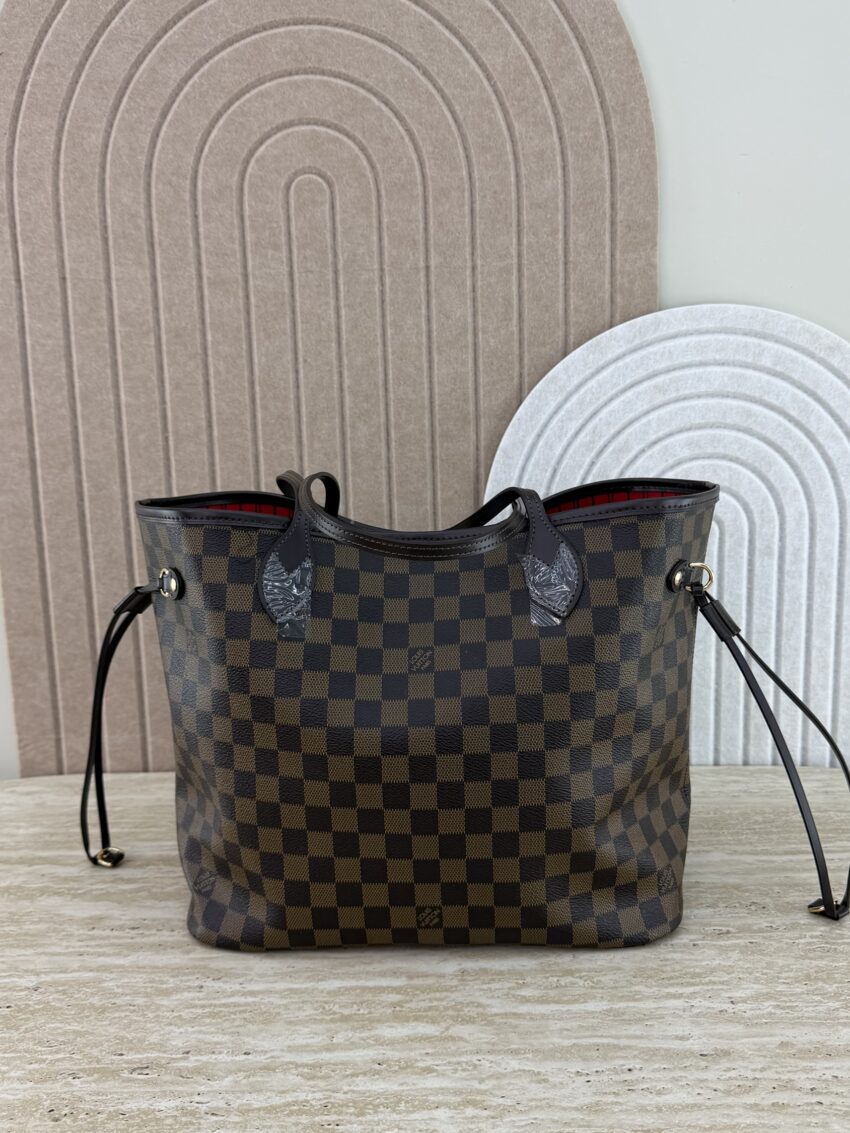 Louis Vuitton- Never Full MM