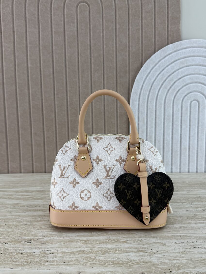 Louis Vuitton- Alma BB